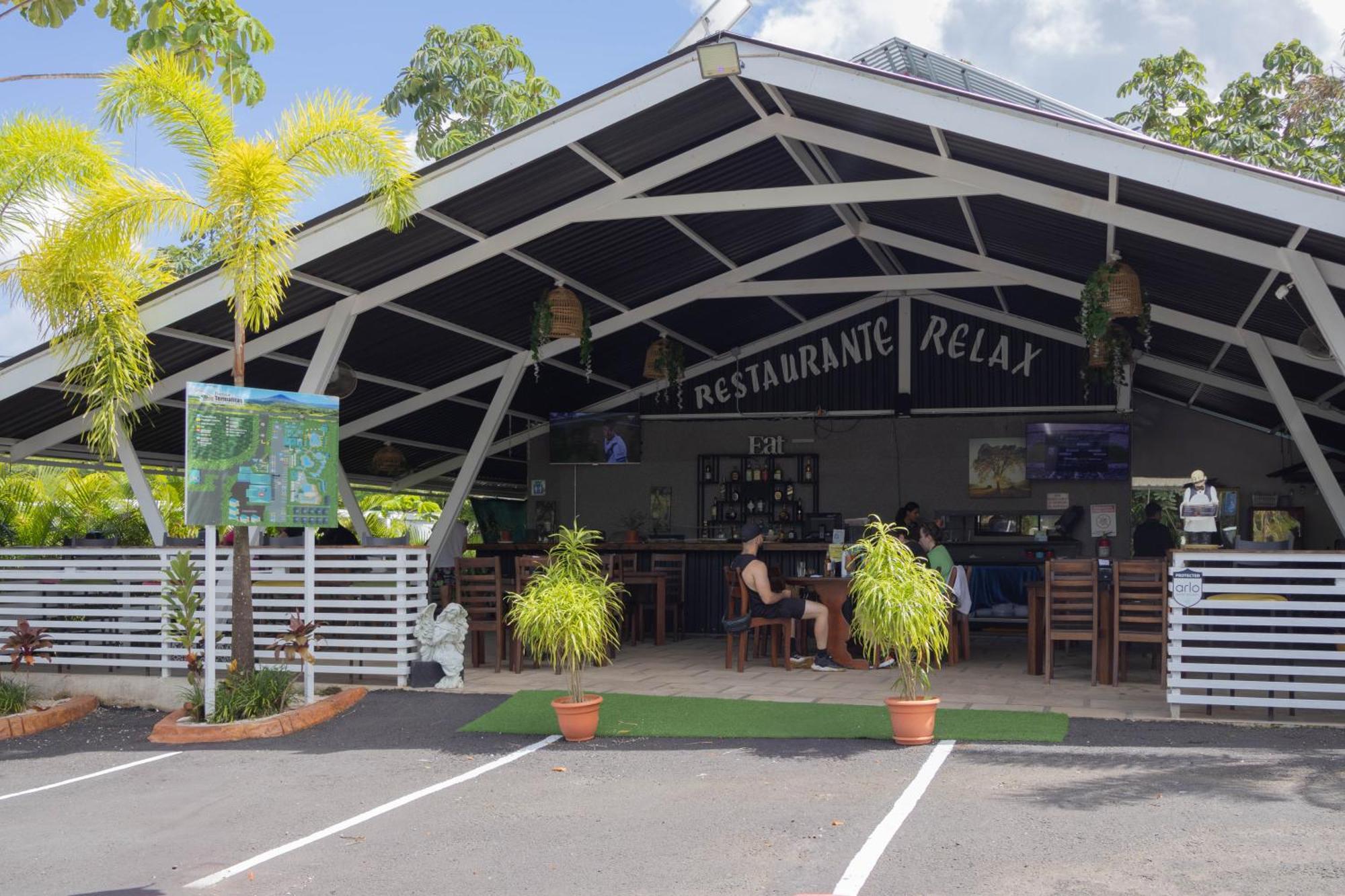 Hotel Relax Termalitas - Thermal Water La Fortuna Luaran gambar