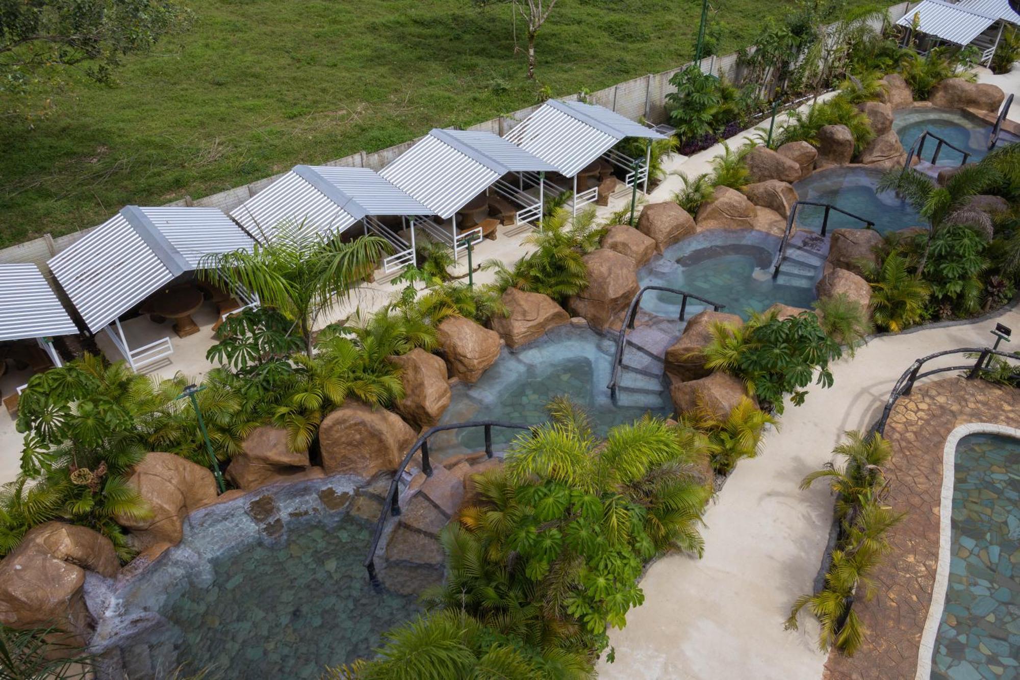 Hotel Relax Termalitas - Thermal Water La Fortuna Luaran gambar