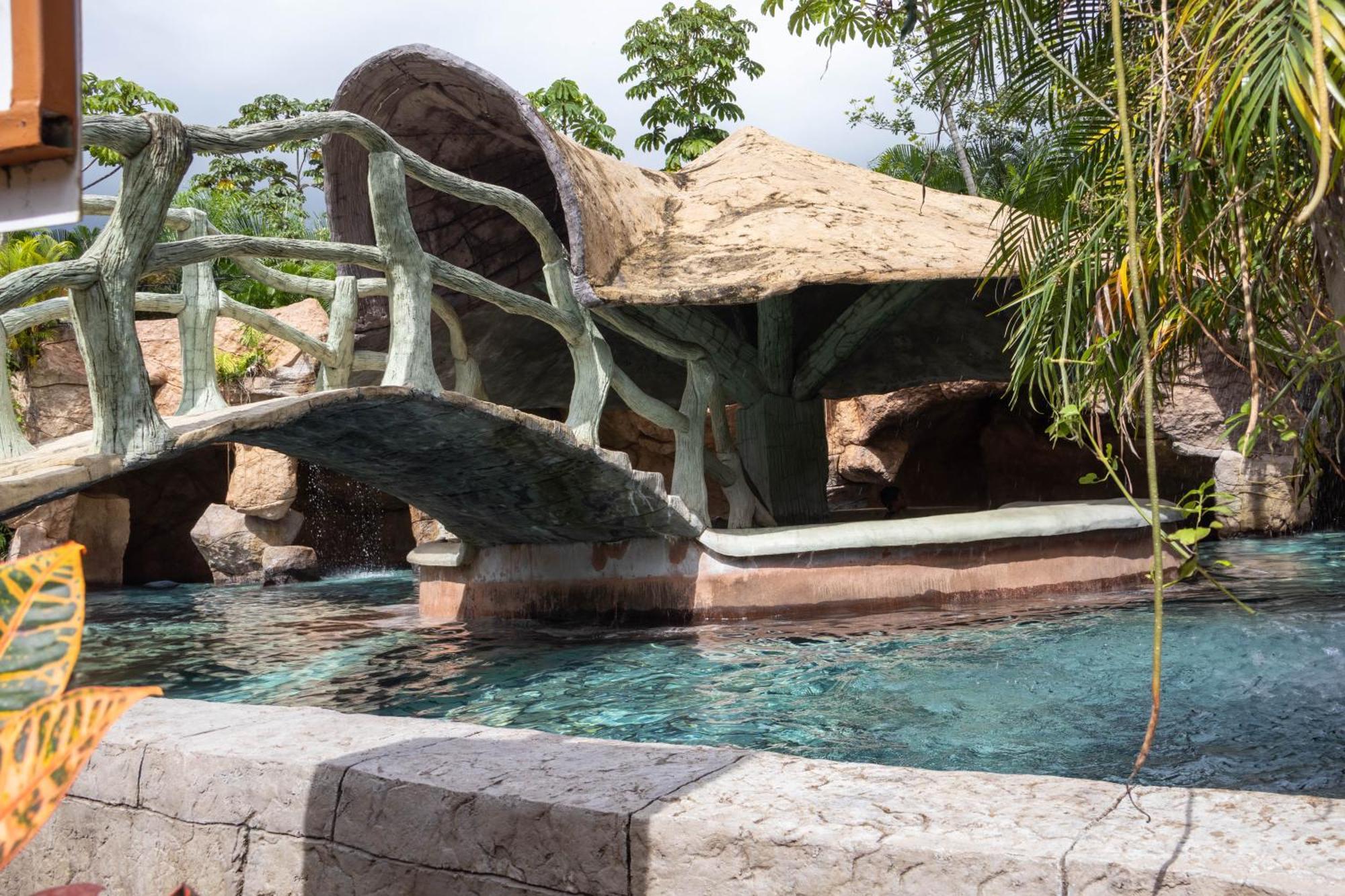 Hotel Relax Termalitas - Thermal Water La Fortuna Luaran gambar