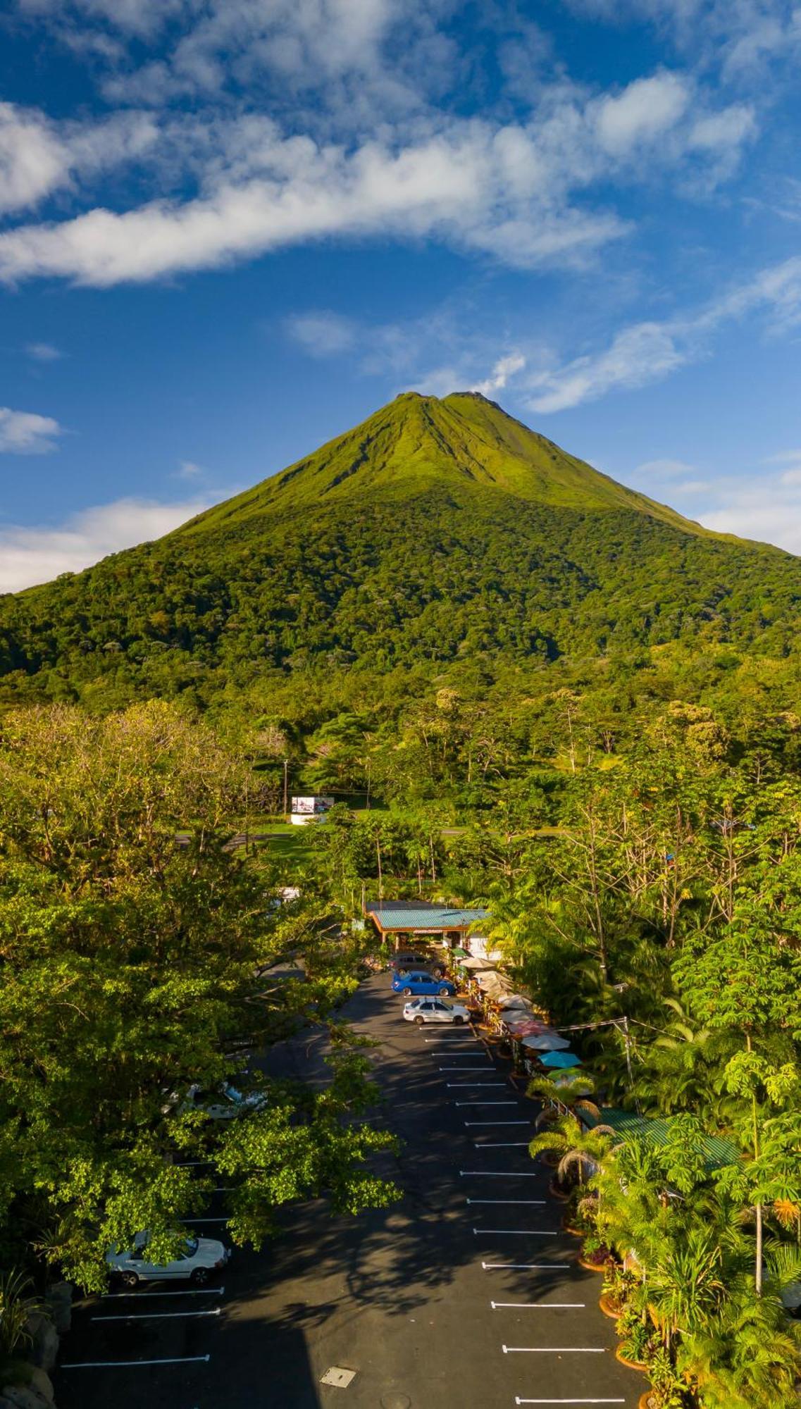 Hotel Relax Termalitas - Thermal Water La Fortuna Luaran gambar